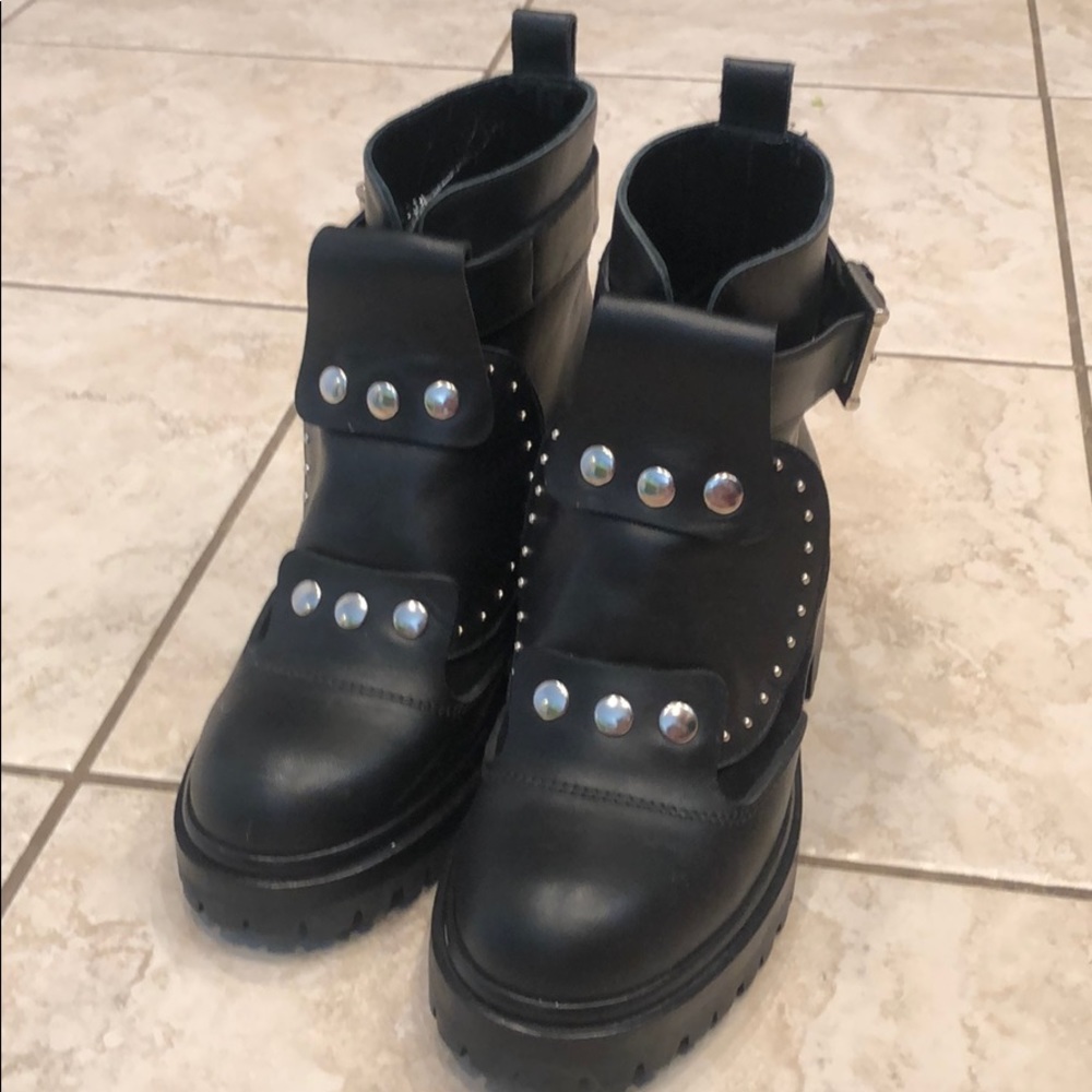 Alexander Mcqueen ankle boots